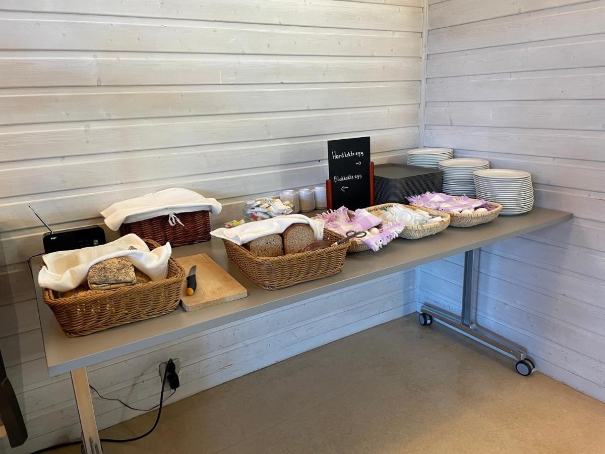 Borg Sommerhotell Alesund Bagian luar foto