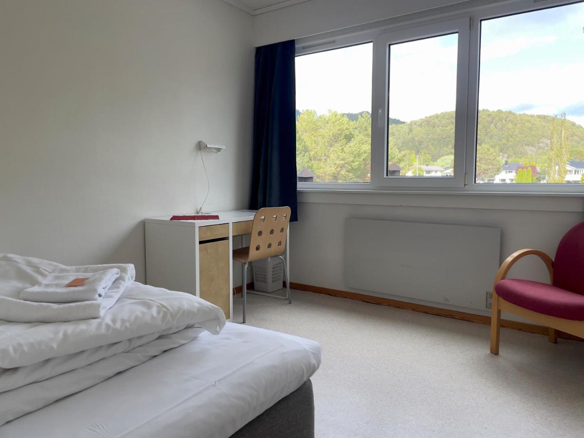 Borg Sommerhotell Alesund Bagian luar foto